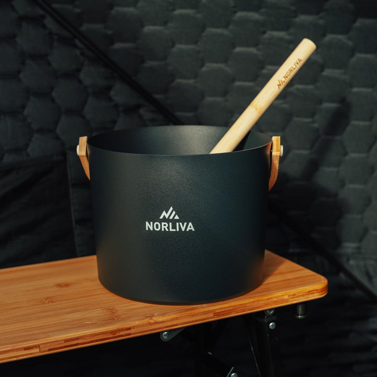 Sauna-Zubehör: Saunaeimer+Kelle, Thermometer, Saunasteine