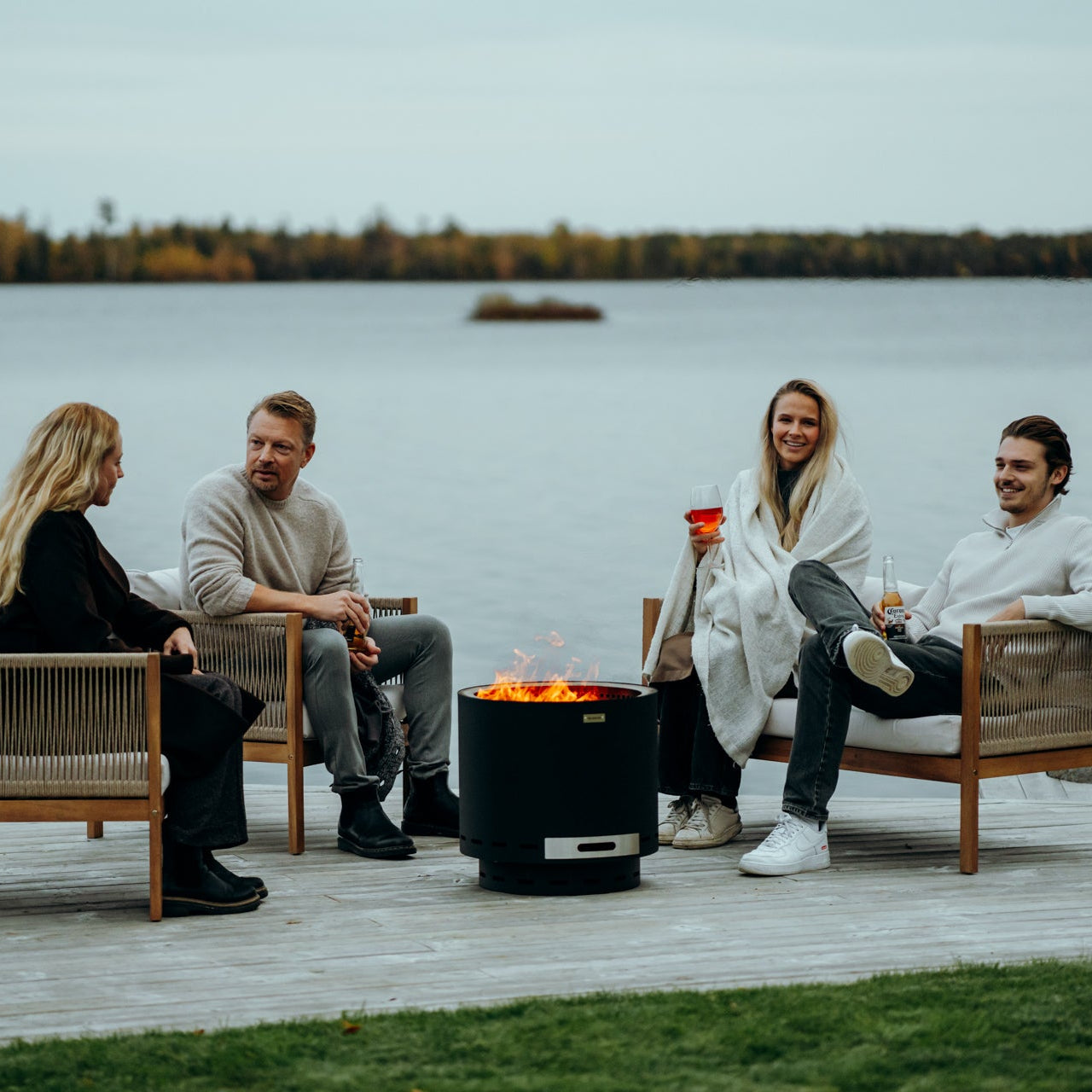 Set: Skara + Deckel + Feuerplatten-Grill + Pizzaofen-Aufsatz