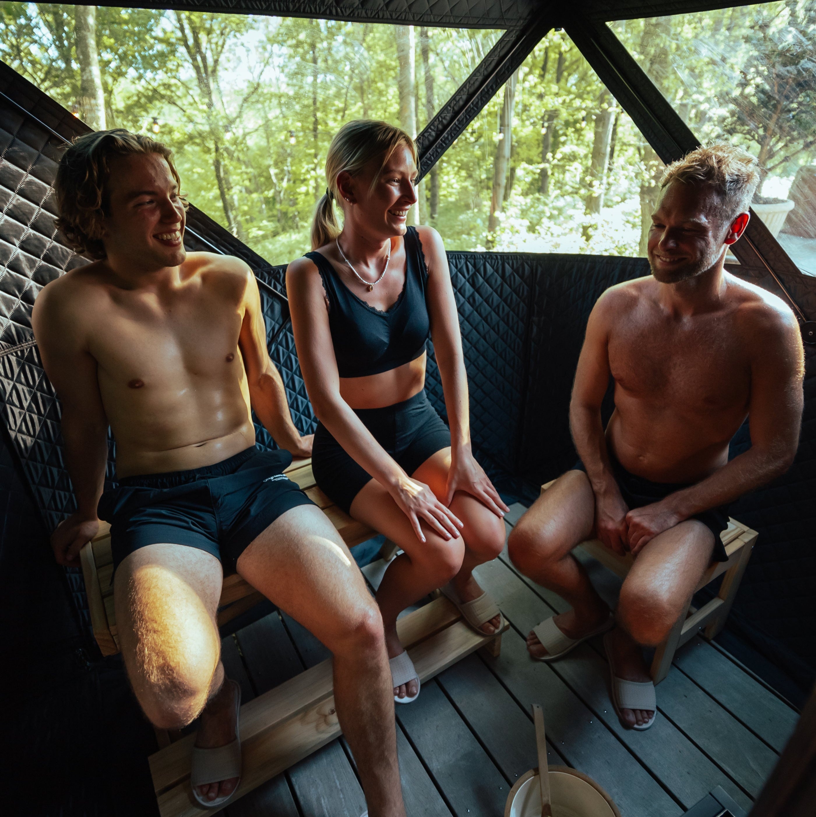 Set: Saunazelt Isen 2.0 + Ofen + Sauna-Zubehör + Regenschutz + Bänke