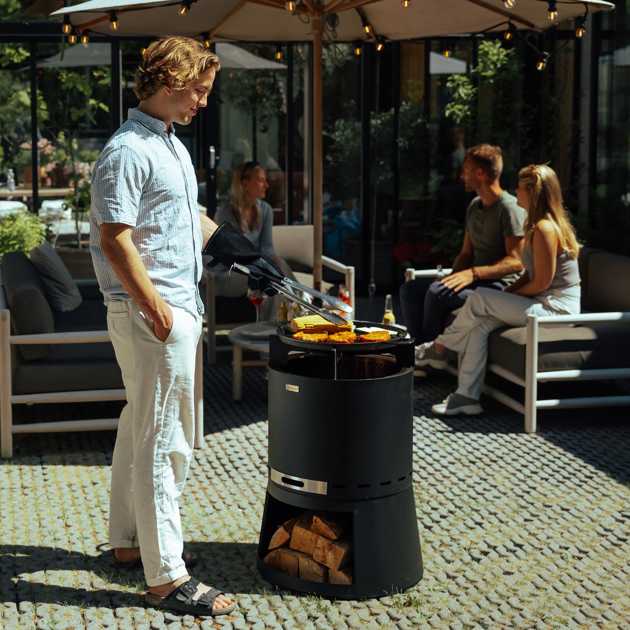 Set: Skara Pluss + Deckel + Gußeisen-Grillrost